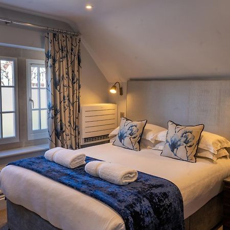 Burlington House Boutique Bed & Breakfast อ็อกซ์ฟอร์ด ภายนอก รูปภาพ A bedroom at The Old Vicarage Hotel