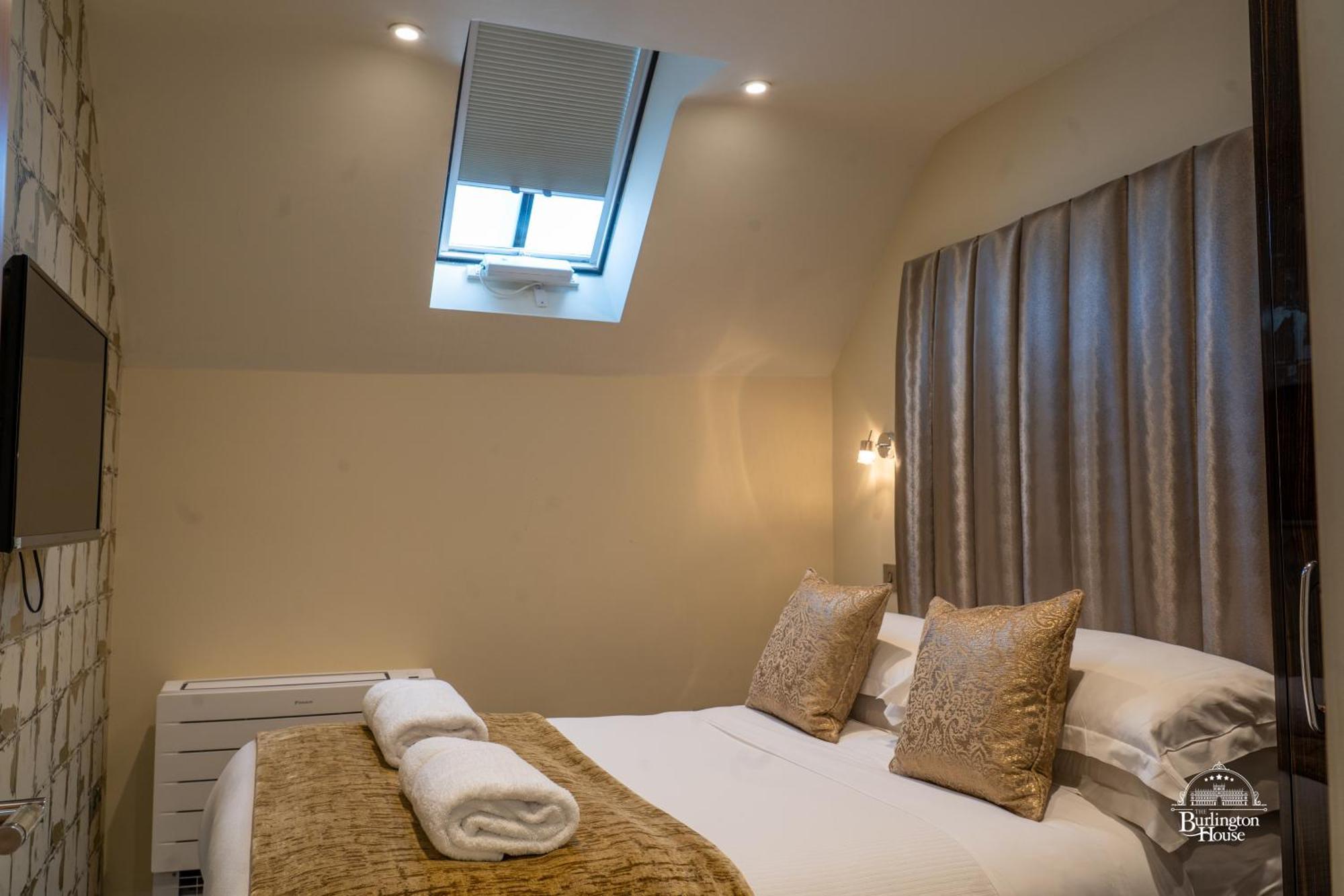 Burlington House Boutique Bed & Breakfast อ็อกซ์ฟอร์ด ภายนอก รูปภาพ A bedroom at the hotel
